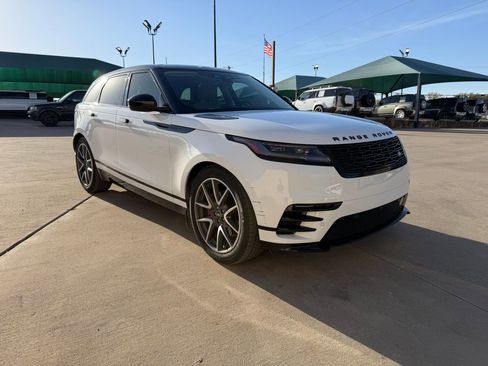 Certified 2025 Land Rover Range Rover Velar Dynamic SE image 8