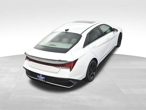New 2026 Hyundai Elantra SEL Sport Premium FWD image 28