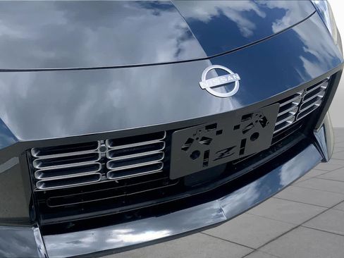Used 2025 Nissan Z Performance w/ Floor Mat Package RWD image 25