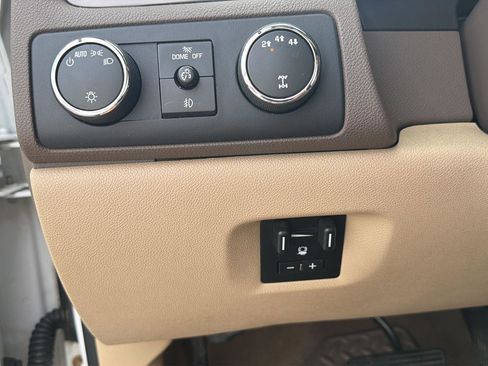 Used 2014 Chevrolet Silverado 2500 LTZ w/ LTZ Plus Package AWD/4WD image 19