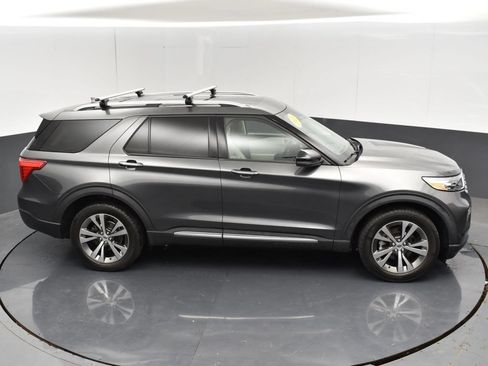 Used 2020 Ford Explorer Platinum w/ Premium Technology Package AWD/4WD image 30
