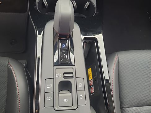 New 2026 Toyota Prius Plug-In Hybrid FWD image 16