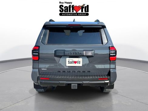 Used 2025 Toyota 4Runner SR5 AWD/4WD image 6