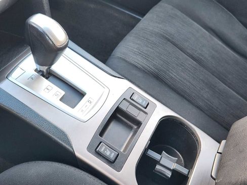 Used 2013 Subaru Outback 2.5i Premium image 19