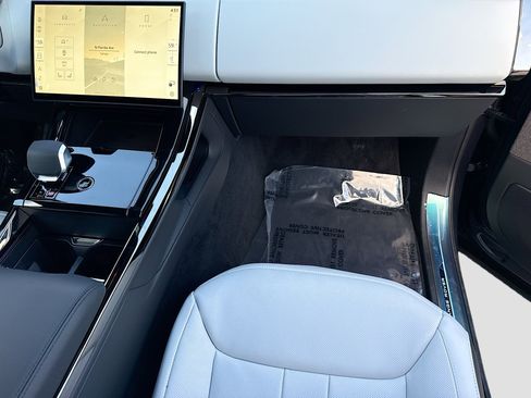 New 2026 Land Rover Range Rover Sport Dynamic SE AWD/4WD image 18