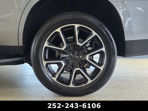 Used 2025 Chevrolet Tahoe RST w/ Advanced Technology Package AWD/4WD image 56