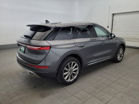Used 2021 Lincoln Corsair AWD w/ Premium Package image 9