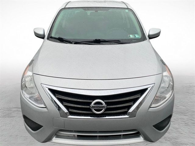 Used 2019 Nissan Versa SV FWD image 7