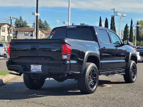 Certified 2023 Toyota Tacoma 4x4 Double Cab w/ Trail Edition image 6