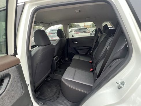 Certified 2023 Nissan Rogue SV image 29