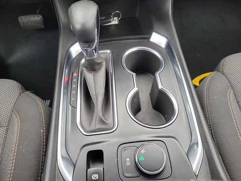 Used 2021 Chevrolet Traverse LS w/ LPO, Blackout Package image 22