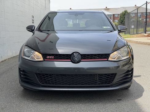 Used 2016 Volkswagen GTI SE FWD image 10