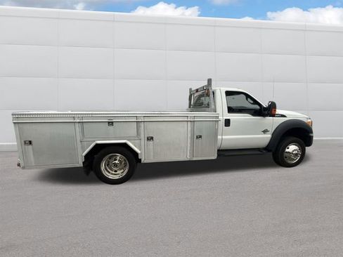 Used 2016 Ford F550 2WD Regular Cab Super Duty image 7