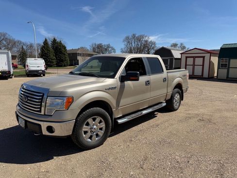 Used 2010 Ford F150 XLT AWD/4WD image 2