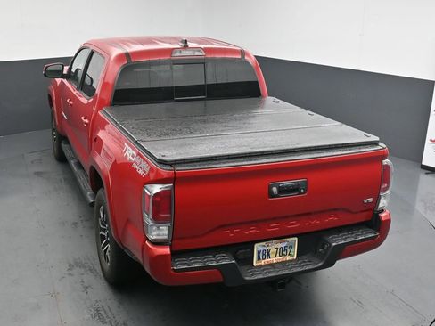 Used 2023 Toyota Tacoma TRD Sport AWD/4WD image 14