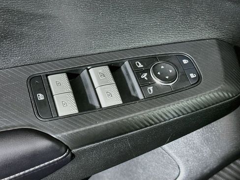 Used 2024 Mitsubishi Outlander SE AWD/4WD image 15