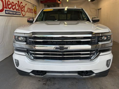 Used 2018 Chevrolet Silverado 1500 High Country AWD/4WD image 3