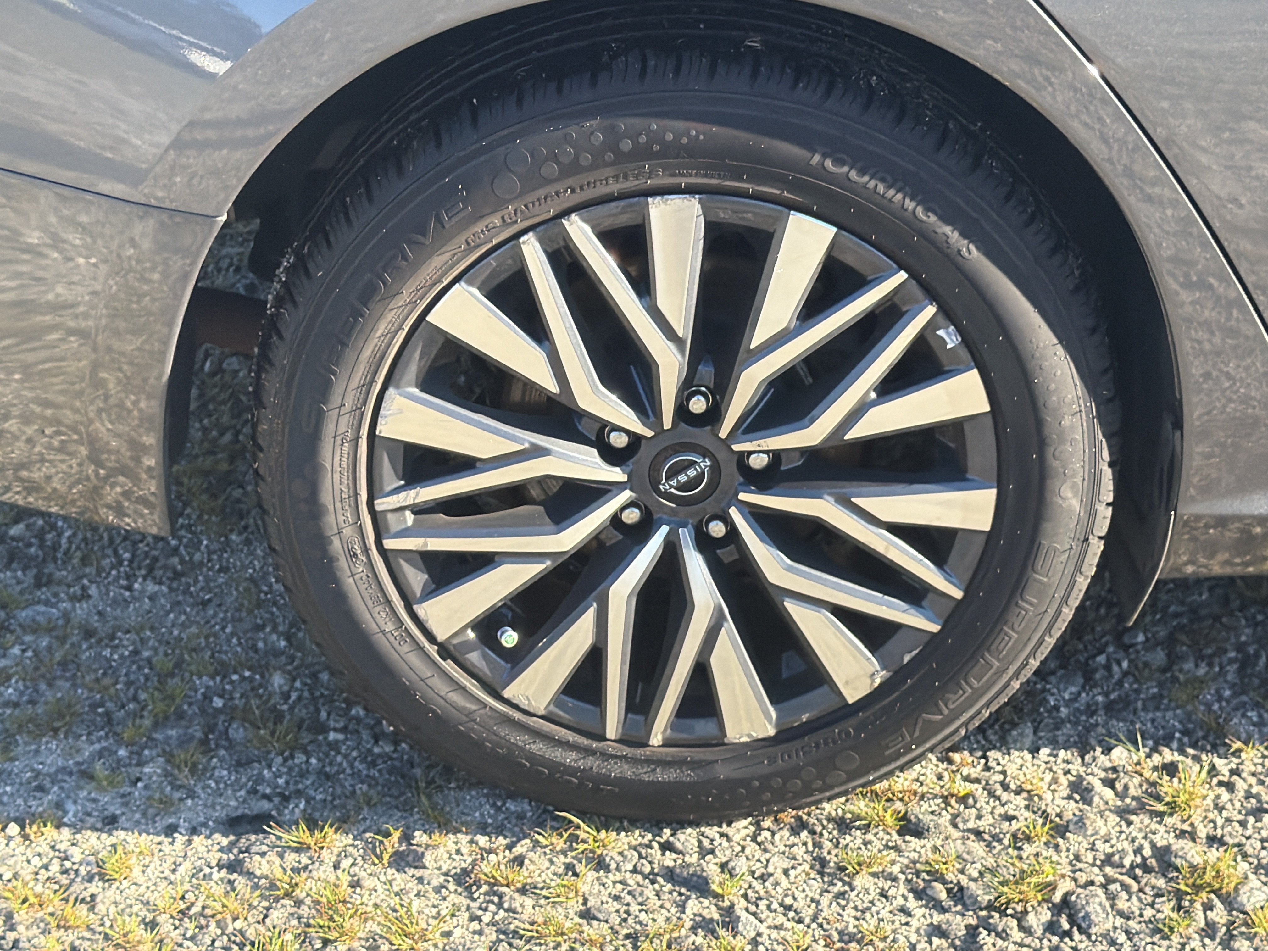 Used 2024 Nissan Altima 2.5 SV FWD image 17