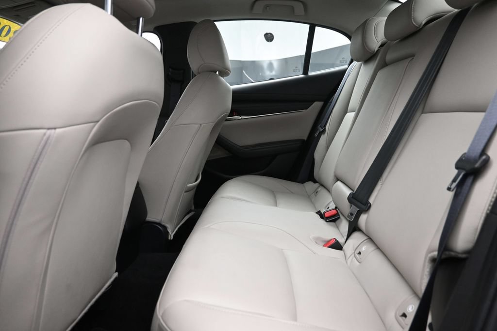 Used 2025 MAZDA MAZDA3 s FWD image 12