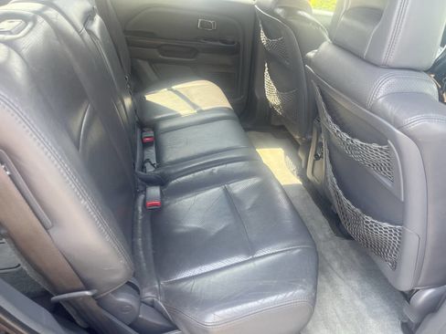 Used 2004 Honda Pilot EX image 9