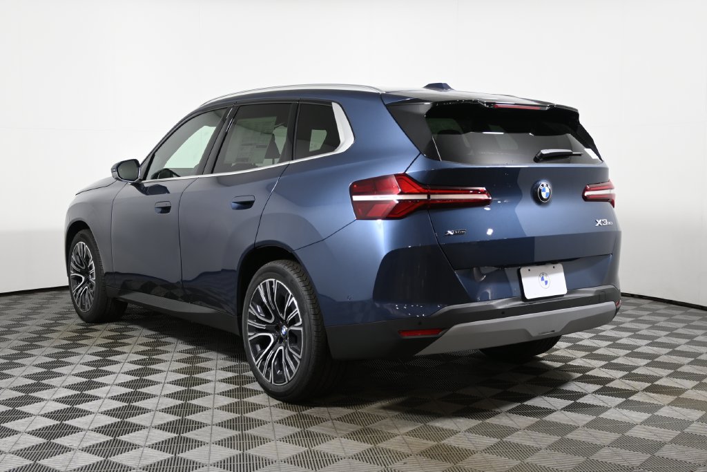 Used 2026 BMW X3 xDrive30i w/ Premium Package AWD/4WD image 5