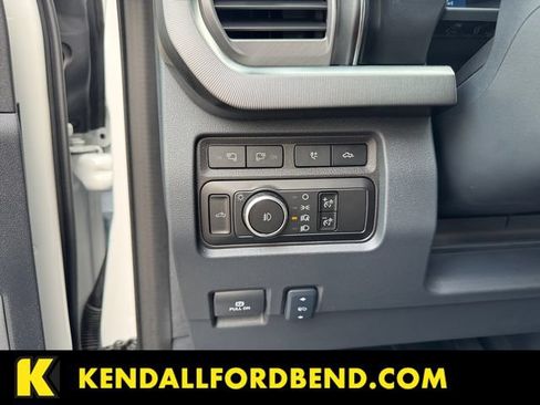Certified 2024 Ford F350 Platinum AWD/4WD image 23