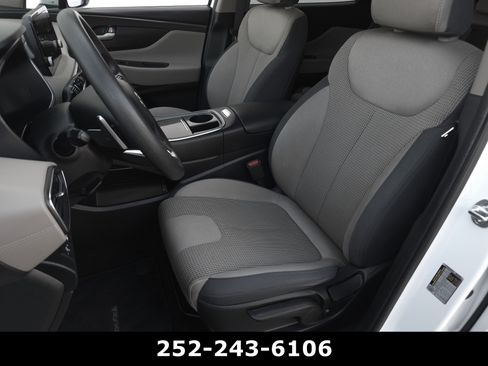 Used 2023 Hyundai Santa Fe SE image 10
