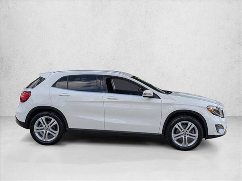 Used 2020 Mercedes-Benz GLA 250 image 4