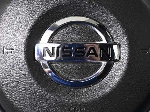 Used 2019 Nissan Rogue S AWD/4WD image 35