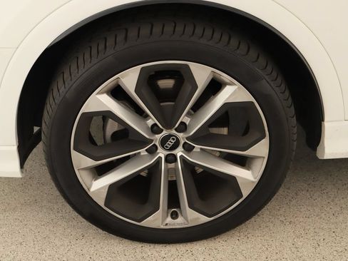 Used 2019 Audi Q3 2.0T Prestige AWD/4WD image 33