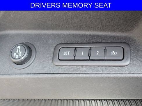 Used 2019 Chevrolet Equinox Premier FWD image 6