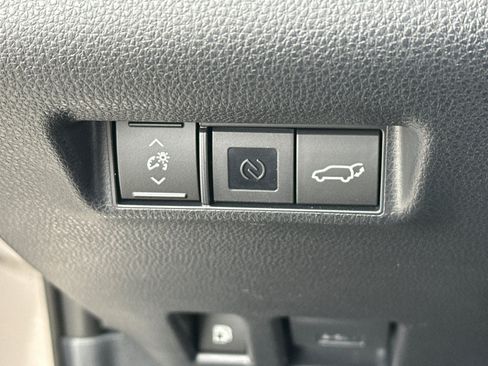 New 2026 Toyota RAV4 XSE AWD/4WD image 28