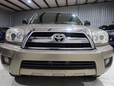 Used 2008 Toyota 4Runner SR5 w/ SR5 Extra Value Pkg 1 RWD image 7