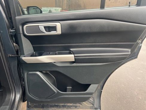 Used 2023 Ford Explorer XLT w/ Equipment Group 202A image 13