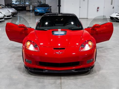 Used 2010 Chevrolet Corvette ZR1 w/ Preferred Equipment Group RWD image 34