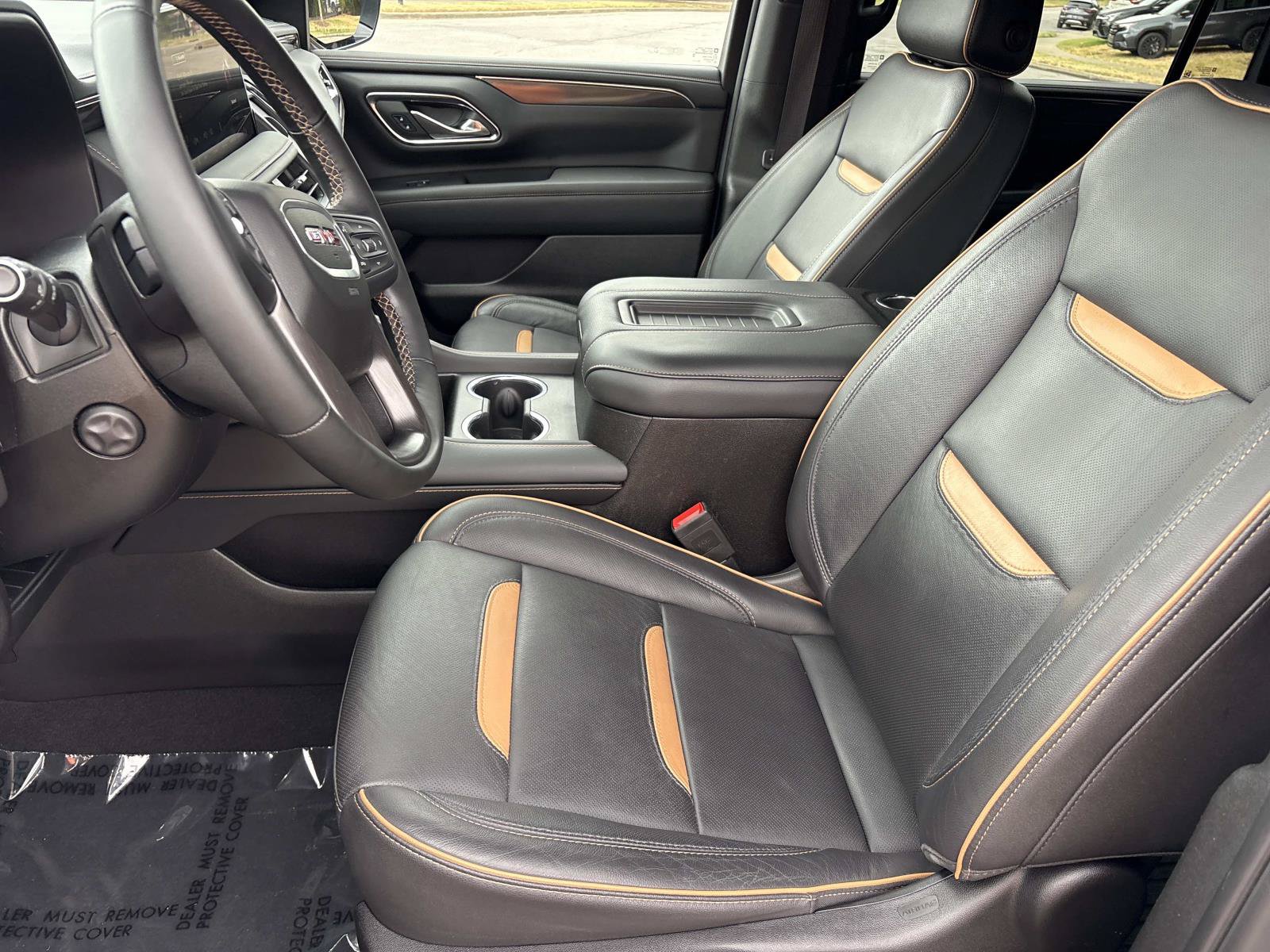 Used 2023 GMC Yukon XL AT4 AWD/4WD image 14