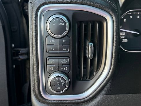 Used 2020 GMC Sierra 1500 SLT AWD/4WD image 31