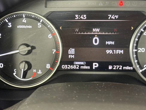 Used 2025 Mitsubishi Outlander AWD image 41