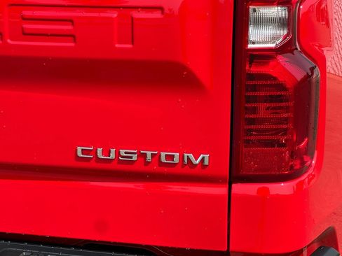 New 2026 Chevrolet Silverado 1500 Custom AWD/4WD image 19