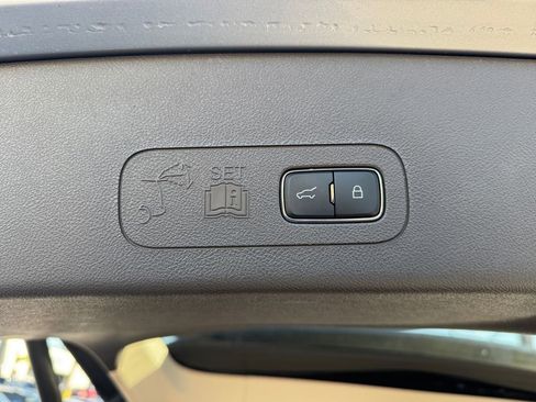 Used 2022 Lincoln Aviator Reserve image 27