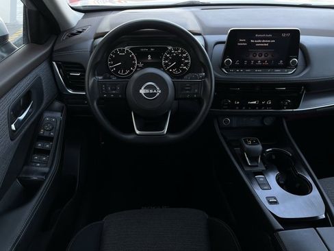 Certified 2023 Nissan Rogue SV image 17