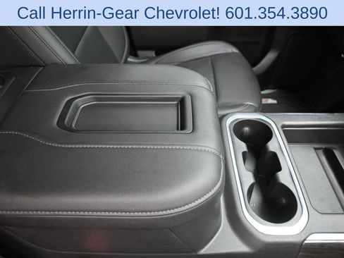 Used 2021 Chevrolet Silverado 1500 LTZ AWD/4WD image 30