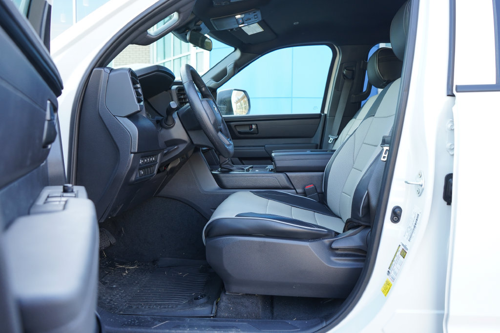Used 2026 Toyota Tundra SR AWD/4WD image 9