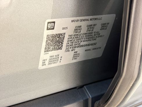 Certified 2025 Cadillac Escalade V AWD/4WD image 15