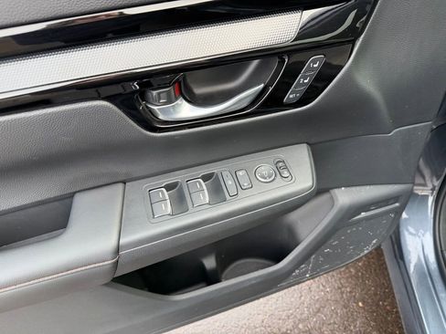 Used 2024 Honda CR-V Sport Touring image 17
