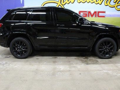 Used 2020 Jeep Grand Cherokee Altitude
