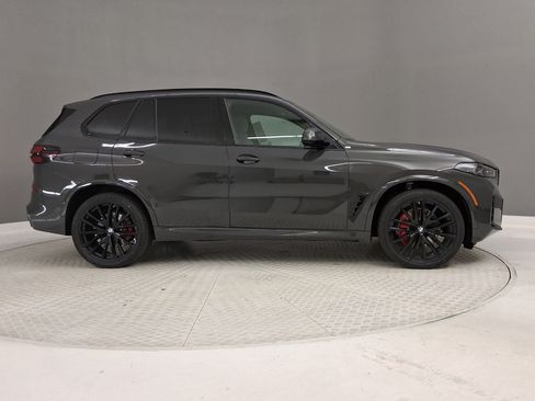 New 2026 BMW X5 sDrive40i w/ M Sport Package RWD image 6