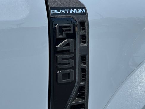 New 2026 Ford F450 Platinum w/ FX4 Off-Road Package image 26