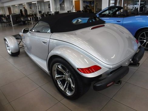 Used 2000 Plymouth Prowler image 18