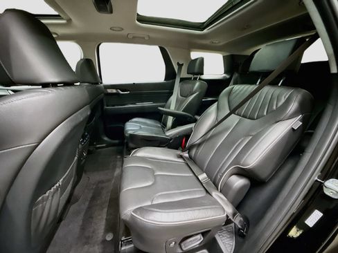 Used 2023 Hyundai Palisade Limited AWD/4WD image 29